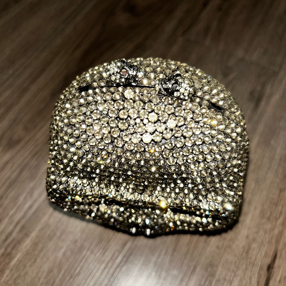 Crystal skull - Picture 2 of 5